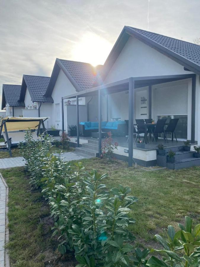Villa Lipi - Home Away From Home Balatonszemes Bagian luar foto